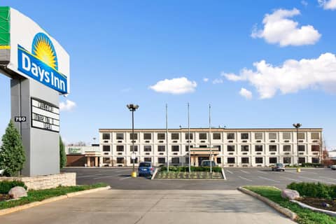 Days Inn by Wyndham Columbus Airport — photo 5