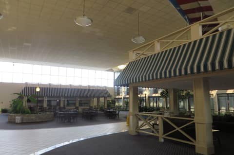 Days Inn by Wyndham Columbus Airport — photo 7