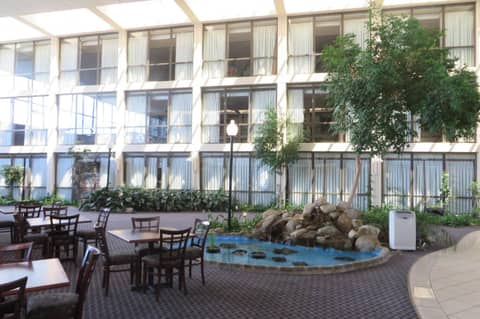 Days Inn by Wyndham Columbus Airport — photo 8