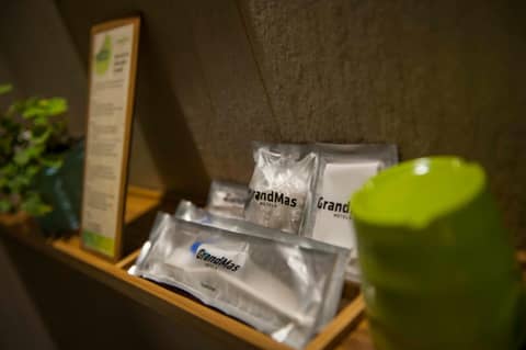 Grandmas Plus Hotel Legian — photo 4