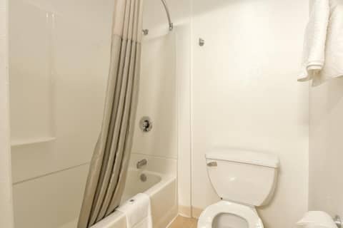 Motel 6-San Diego, CA - Downtown — photo 4
