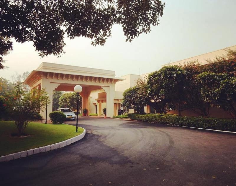 Trident Agra — building