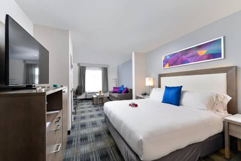 Holiday Inn Express & Suites San Diego - Mission Valley by IHG — photo 2