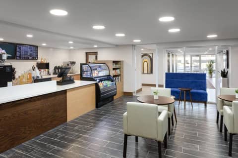 Delta Hotels by Marriott Indianapolis Airport — photo 7