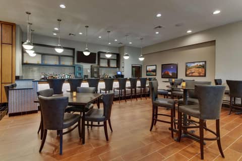 Drury Inn & Suites Phoenix Happy Valley — photo 7