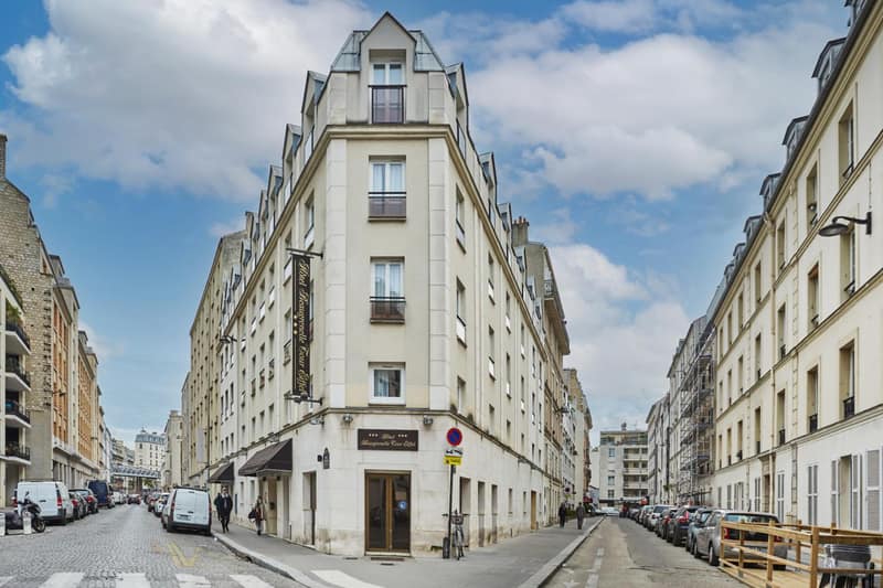 Hotel Beaugrenelle Tour Eiffel — building