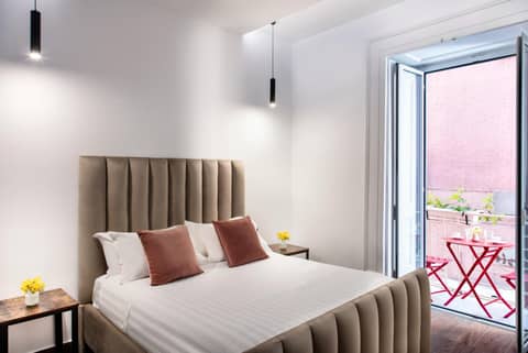 Residenza Toledo — hotel room
