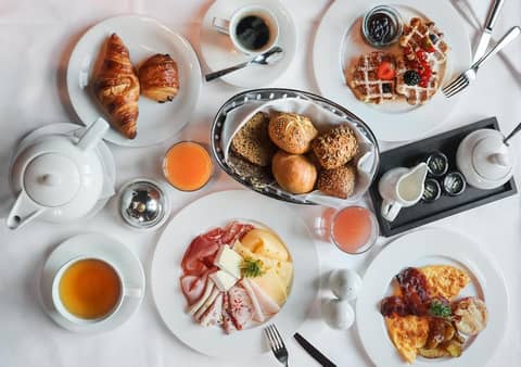 Millennium Hotel and Conference Centre Gloucester London — dining