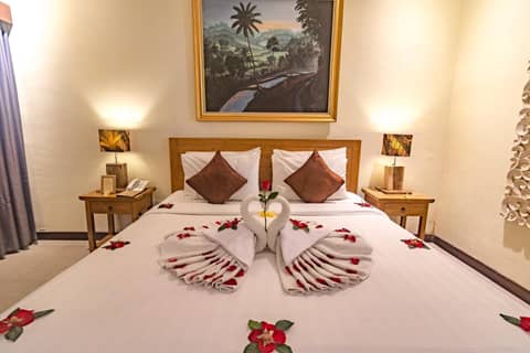 Alamdini Resort Ubud — hotel room