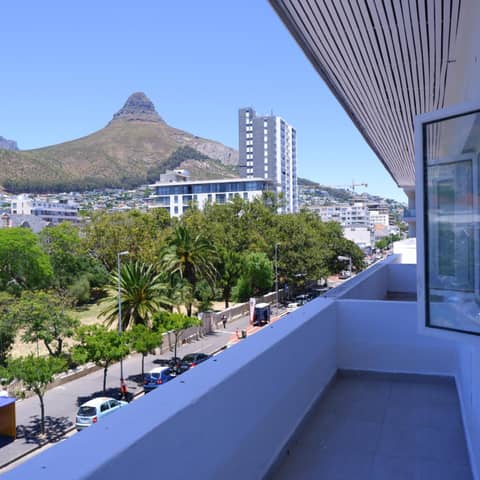 Sea Point apartment — photo 3