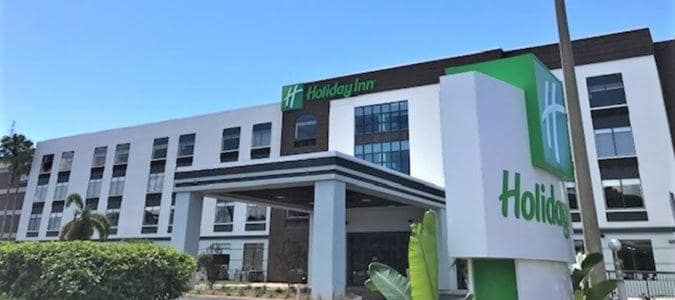 Holiday Inn - Tampa North by IHG — building