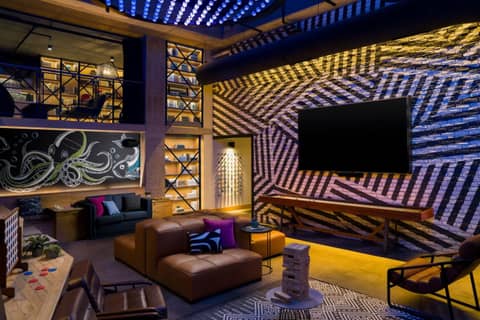 Moxy San Diego Gaslamp Quarter — photo 9