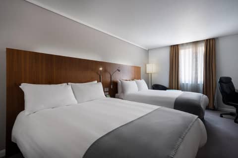 Holiday Inn London Camden Lock by IHG — hotel room