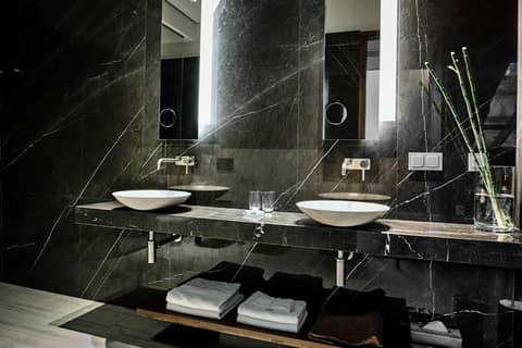 Hotel Stary — bathroom