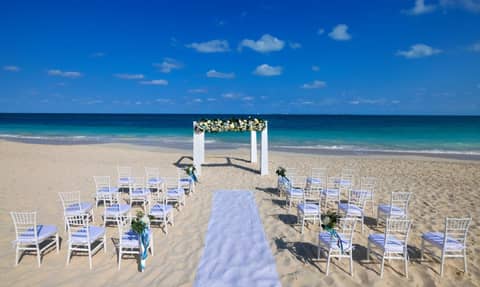 Planet Hollywood Cancun by Royalton An Autograph Collection All-Inclusive Resort — photo 2