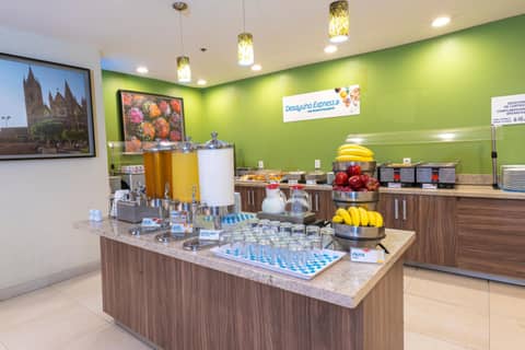 Holiday Inn Express Guadalajara Aeropuerto by IHG — photo 9