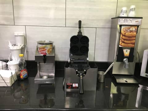 La Quinta Inn & Suites by Wyndham Louisville East — photo 5