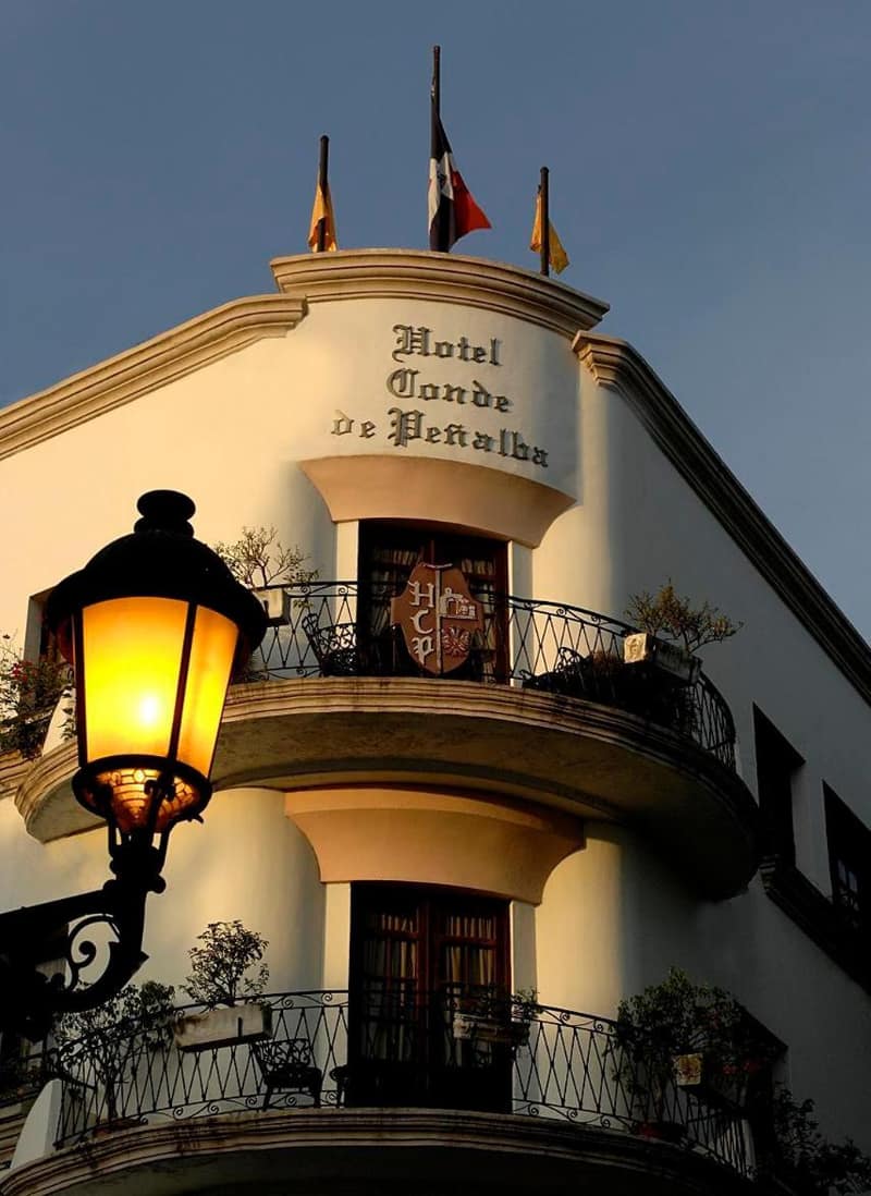 Hotel Conde de Penalba — building