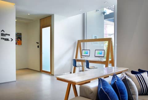 Holiday Inn Express Bangkok Sathorn by IHG — photo 8