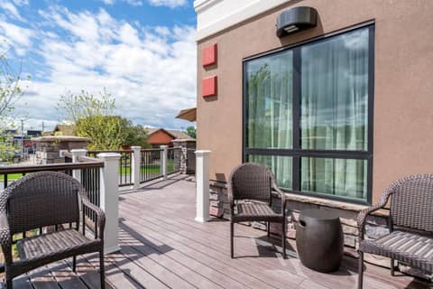 Ramada by Wyndham Minneapolis Golden Valley — photo 3