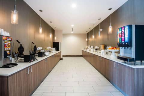 La Quinta by Wyndham Buffalo Amherst — photo 9