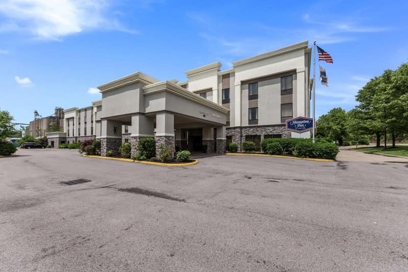 Hampton Inn Columbus I-70E/Hamilton Road — building