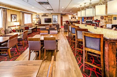 Hampton Inn Columbus I-70E/Hamilton Road — photo 2
