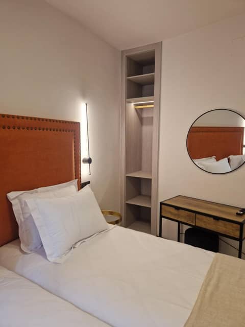 Hotel Aptos Alejandra Homes by Maxi Hoteles — hotel room