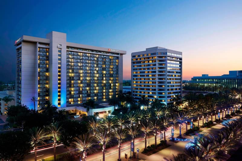 Anaheim Marriott — building