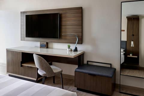 Anaheim Marriott — photo 2