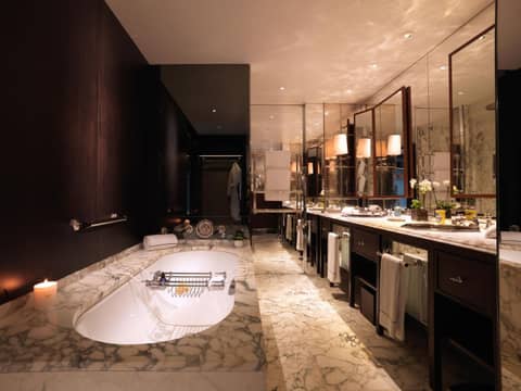 Rosewood London — bathroom