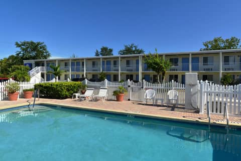 Americas Best Value Inn Bradenton-Sarasota — photo 7