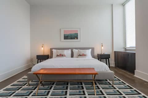 The Nashville Reserve, by Oliver — hotel room