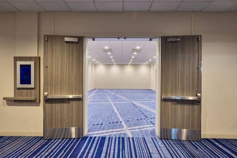 Los Angeles Airport Marriott — photo 8