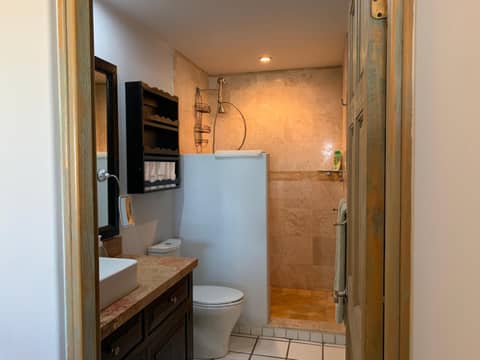 Ocean View Cabo Condo Create Memories!! — bathroom