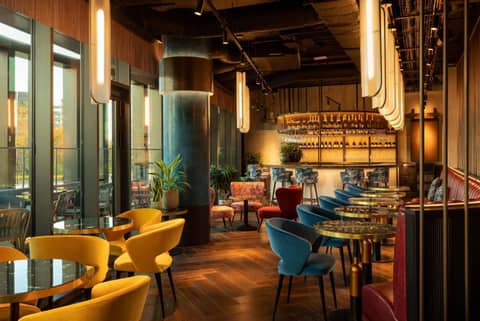 The Gantry London, Curio Collection By Hilton — restaurant