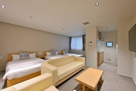 GRAND BASE Hiroshima Peace Memorial Park — photo 9