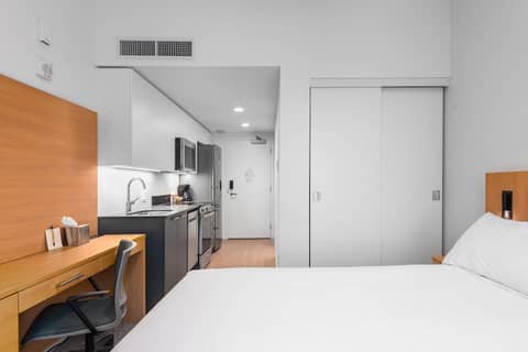 Gage Suites at UBC — photo 3