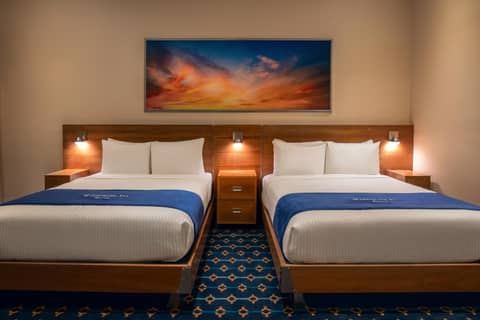 Harborside Inn — hotel room