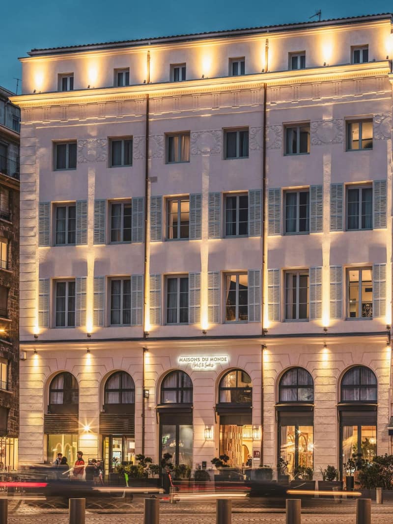Maisons du Monde Hôtel & Suites - Marseille Vieux Port — building