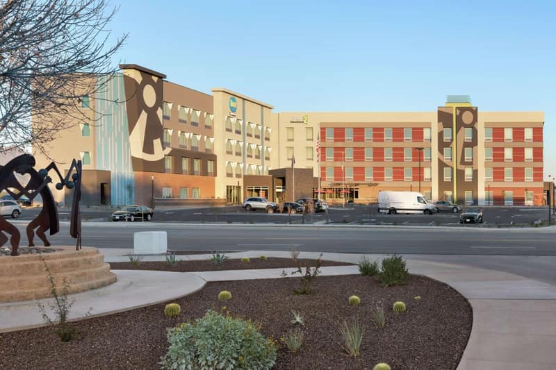 Home2 Suites By Hilton Scottsdale Salt River — building