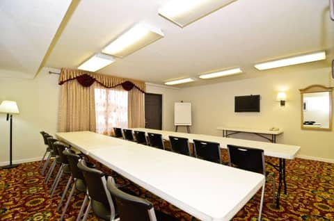 Americas Best Value Inn Fort Myers — photo 3