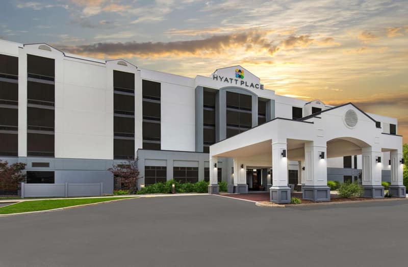 Hyatt Place Louisville-East — building