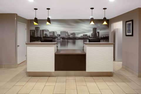 La Quinta by Wyndham Orlando Universal area - Free Shuttle to Universal — photo 4