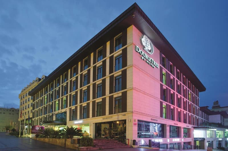 DoubleTree By Hilton Istanbul - Old Town — building