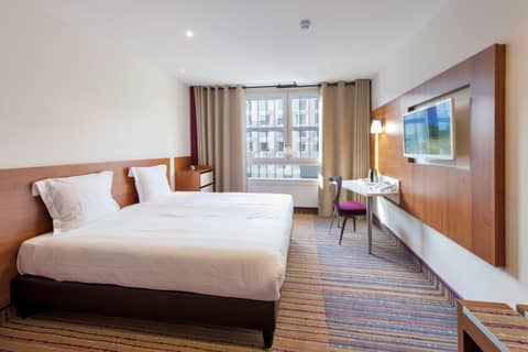 Spark by Hilton Lyon Ouest — photo 9