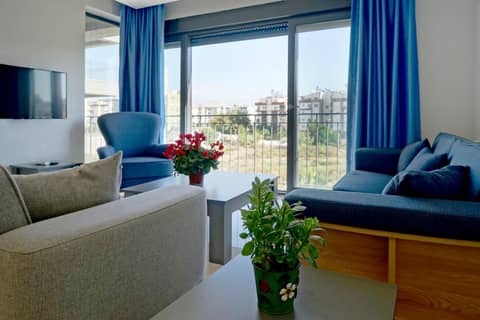 MENE SUITES — photo 8