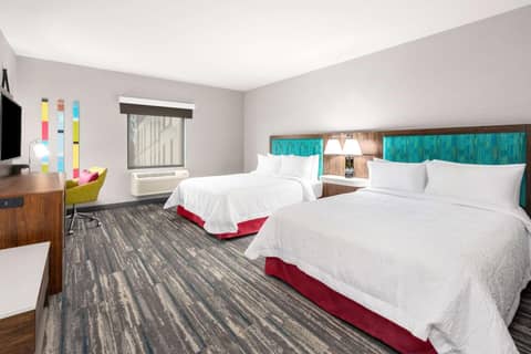 Hampton Inn & Suites Tigard — photo 9