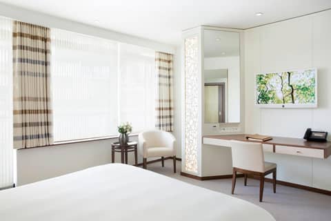 COMO Metropolitan London — hotel room
