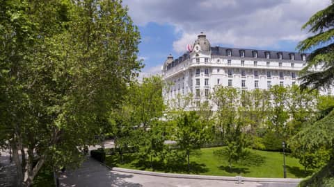 Mandarin Oriental Ritz Madrid — building